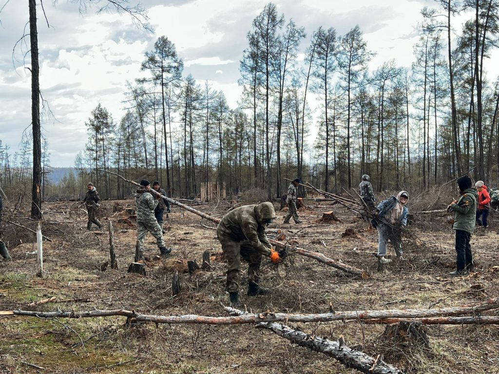 Дьиэ кэргэн күнүнэн!